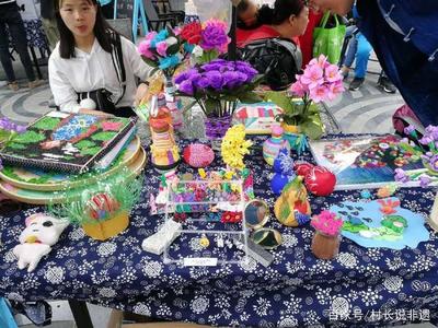 時(shí)光文旅集市驚艷亮相,柒黔民族文化非遺藝術(shù)體驗(yàn)館備受青睞